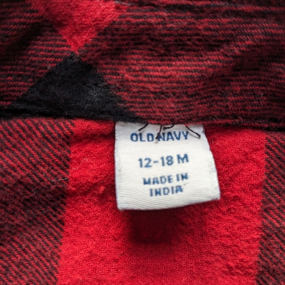 Old Navy Long Sleeve Plaid Shirt. 12-18 months. Red and Black. - Picture 6 of 7